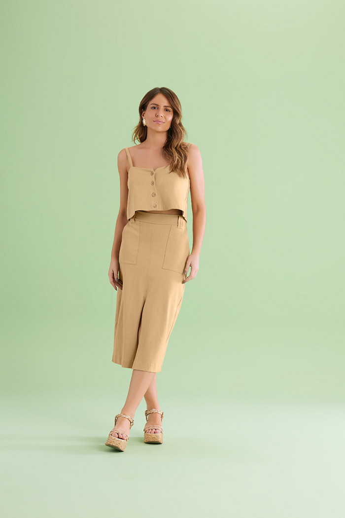 Saia midi fenda frontal em malhão