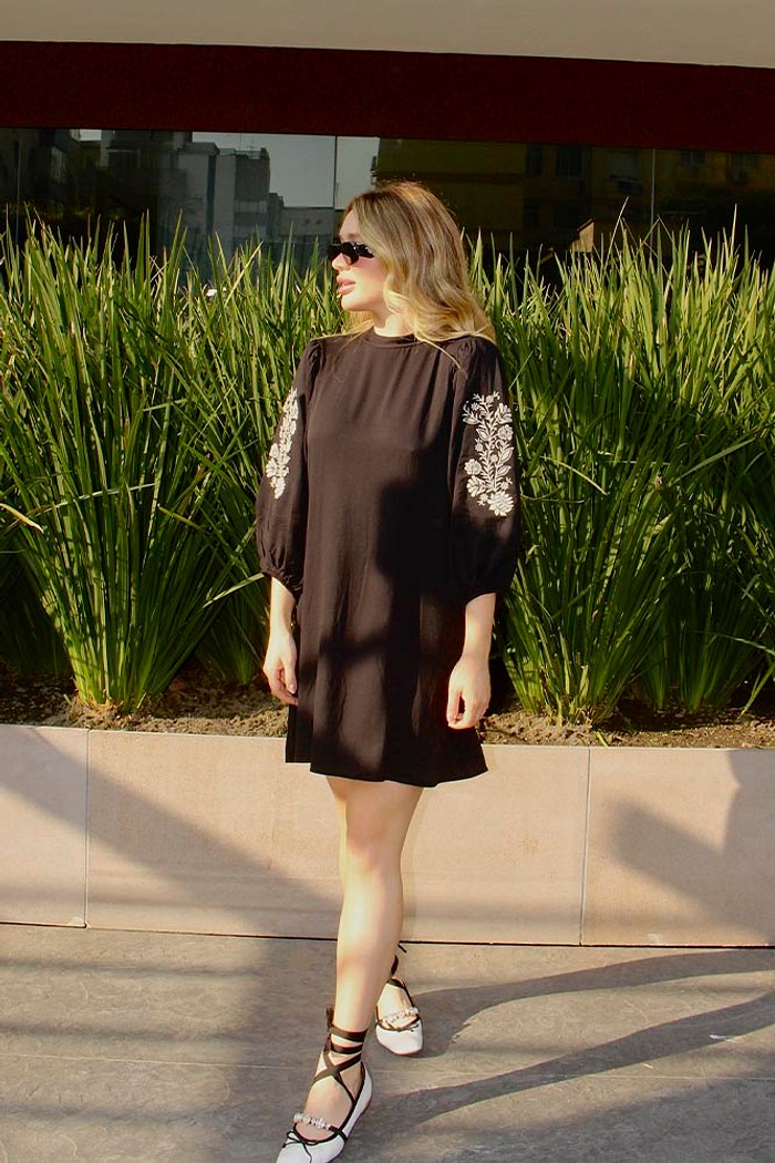 Vestido curto em viscose