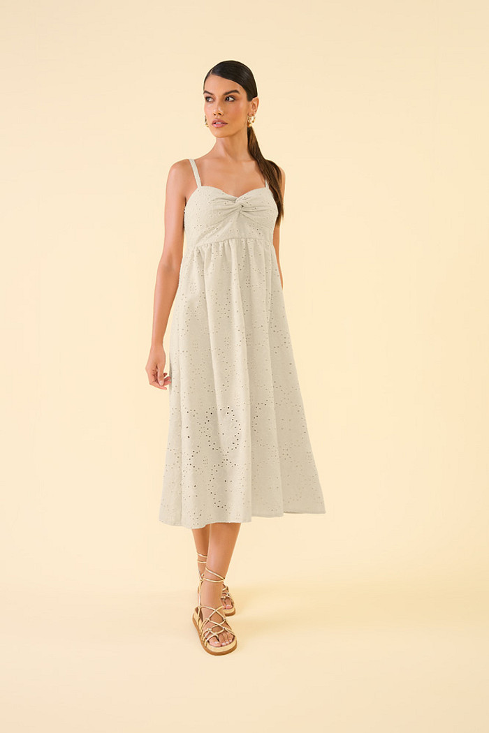 Vestido em laise bordado abacaxi com forro