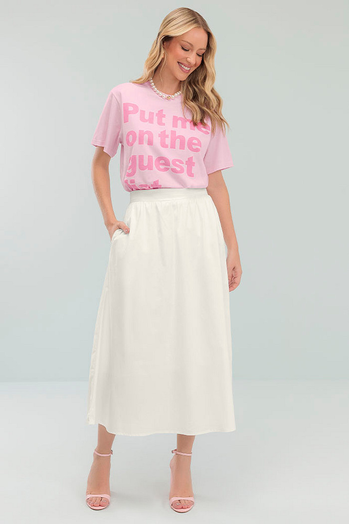 Saia midi com bolso e zíper invisível em tricoline