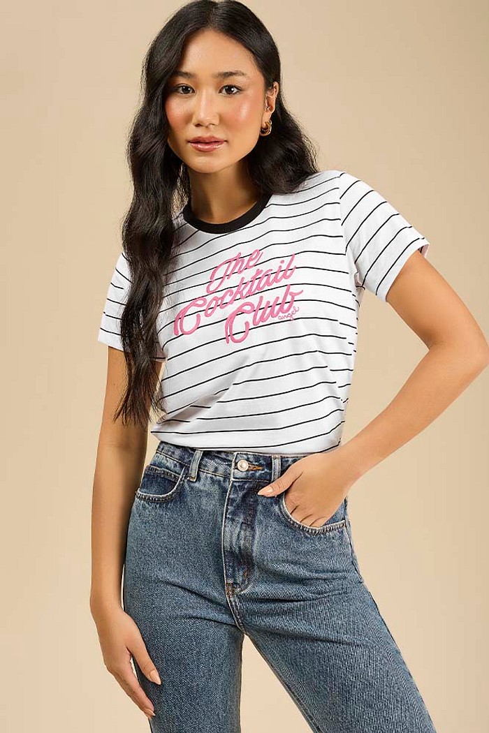 Blusa listrada com bordado em meia malha