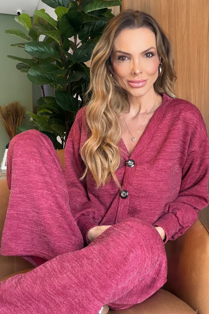 Conjunto Feminino em Lãzinha Texturizada cor Vinho