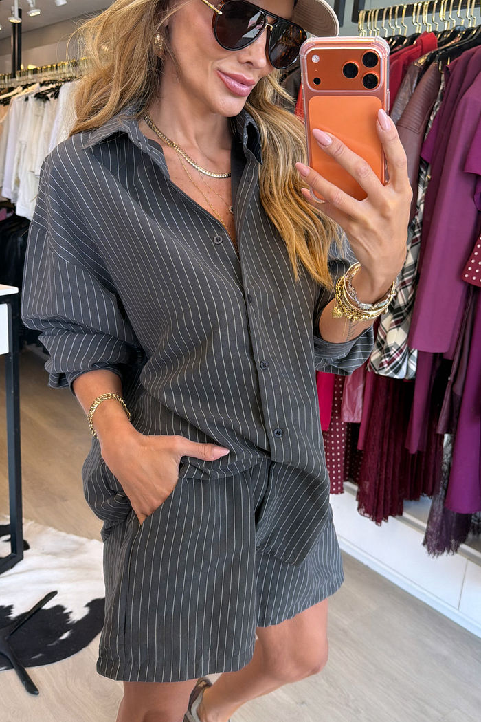 Conjunto em Suede Listrado cor Gray