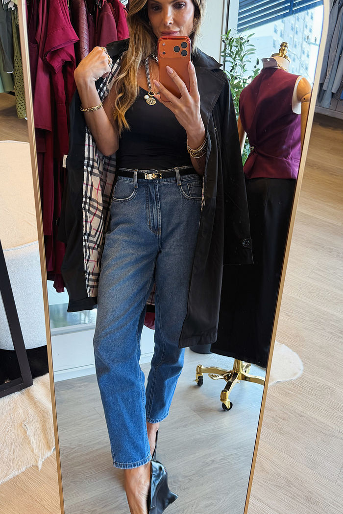 Trench Coat Clássico Longo cor Preta Inspirado no Estilo Burberry