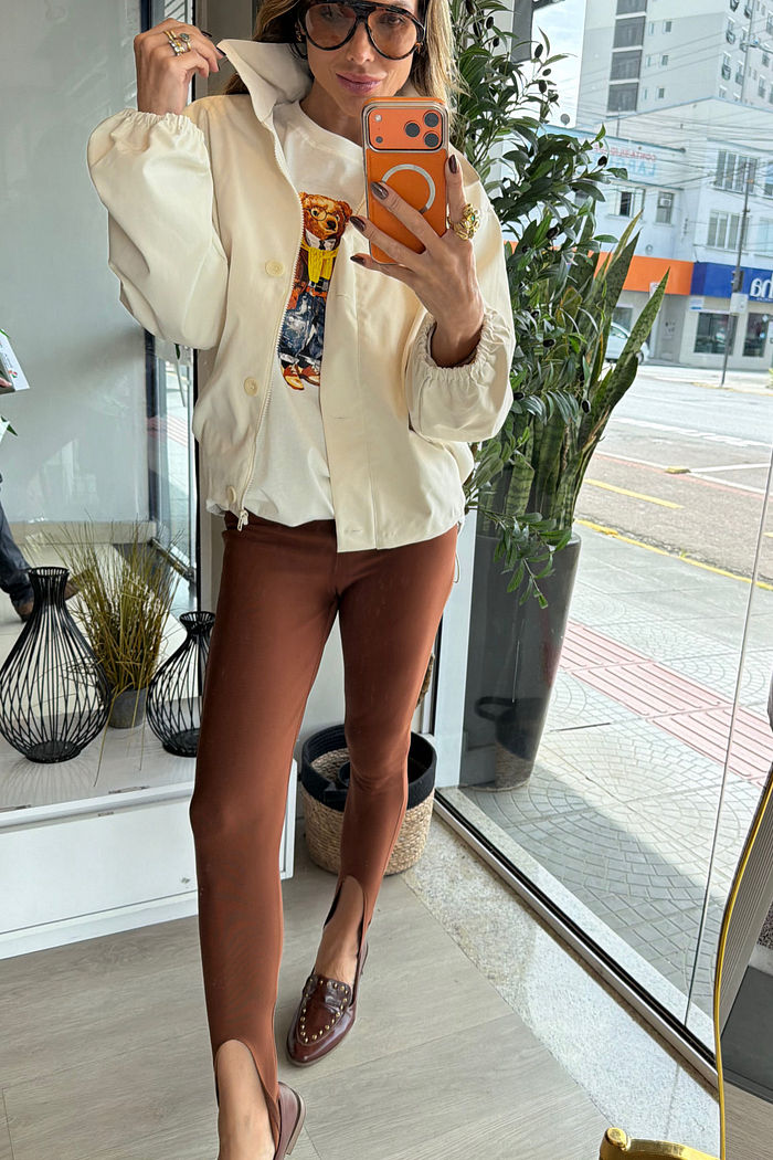 Calça Feminina Legging Fusô com Pezinho cor Camel