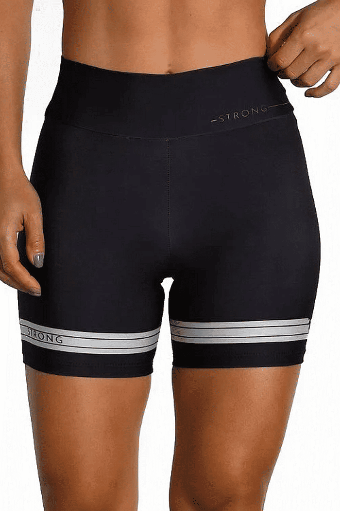 Shorts Alexandria Preto