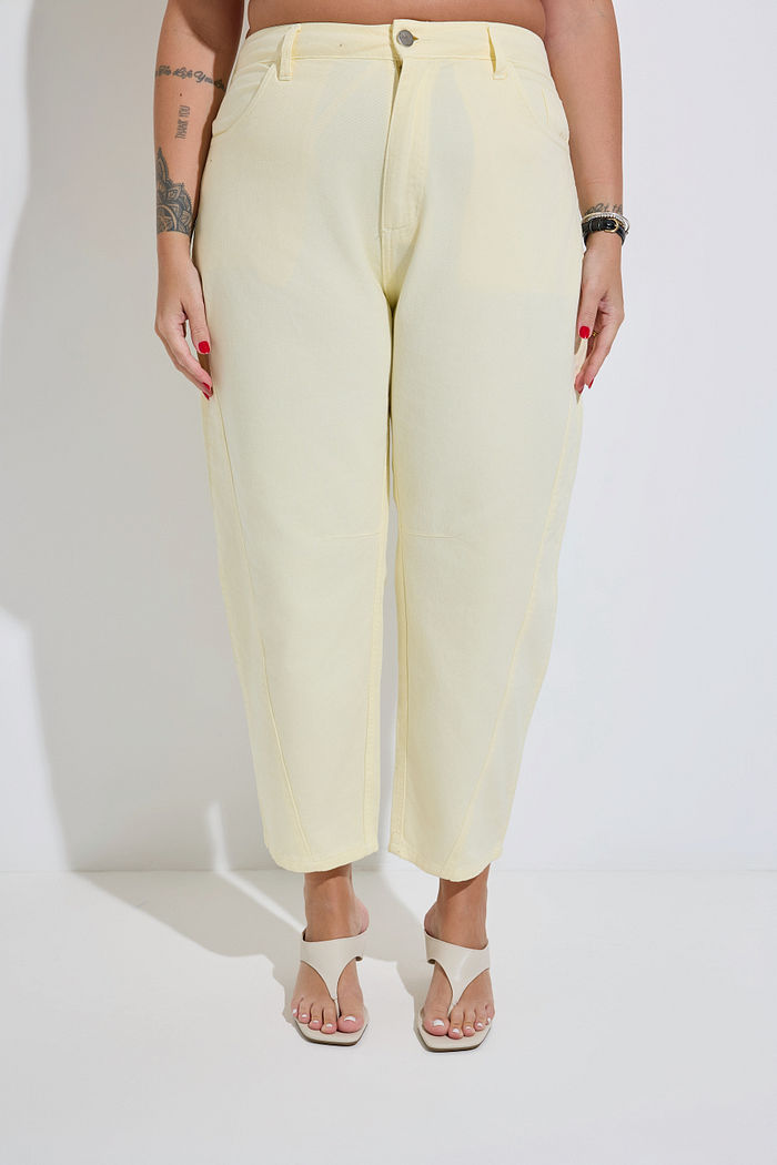 Calça Jeans Reta Plus Size Isabella Amarelo Suave