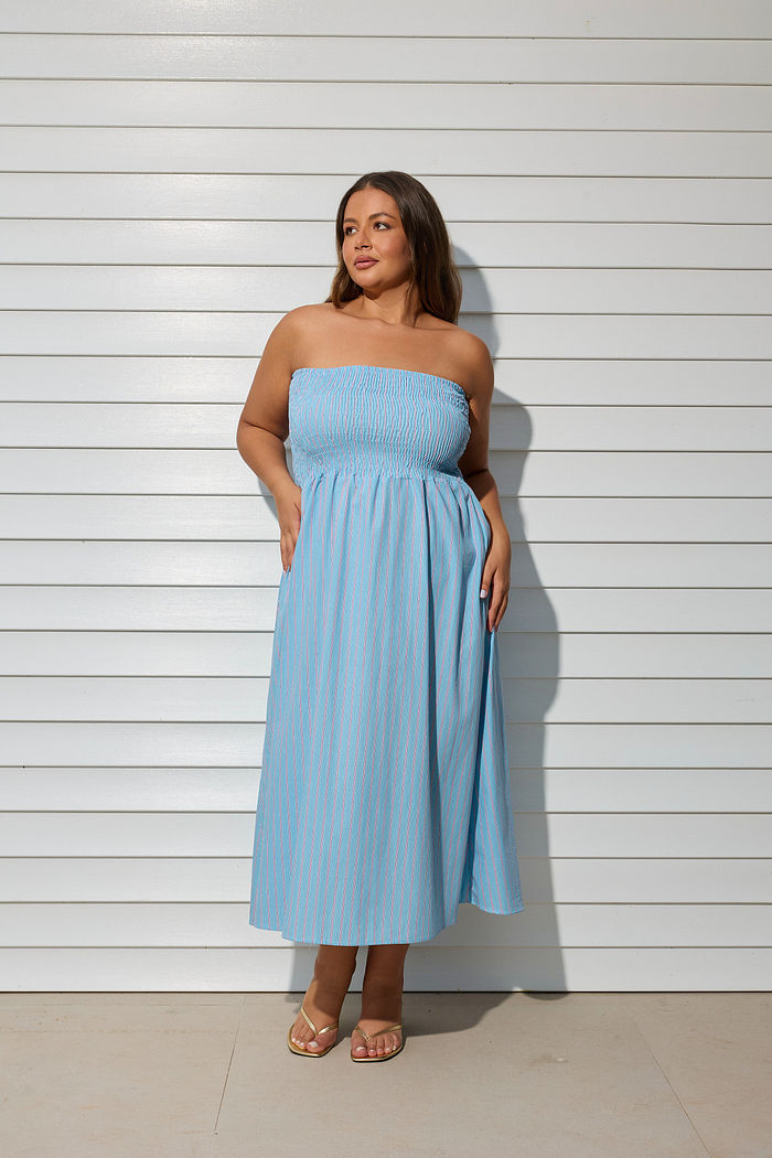 Vestido Tomara que Caia Alana Listrado Azul