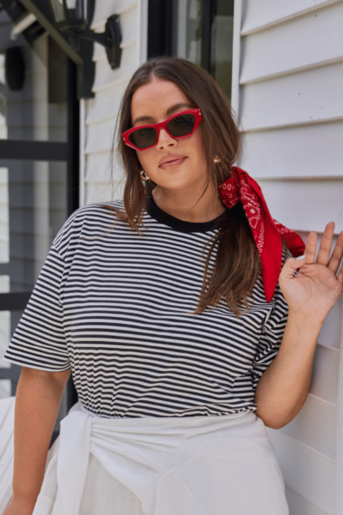 Camiseta Basic Listrada Preta