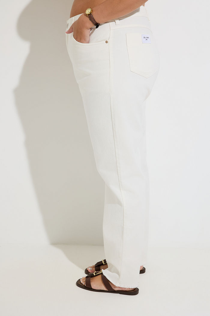 Calça Mom Jeans Vintage Plus Size Barbara Off White