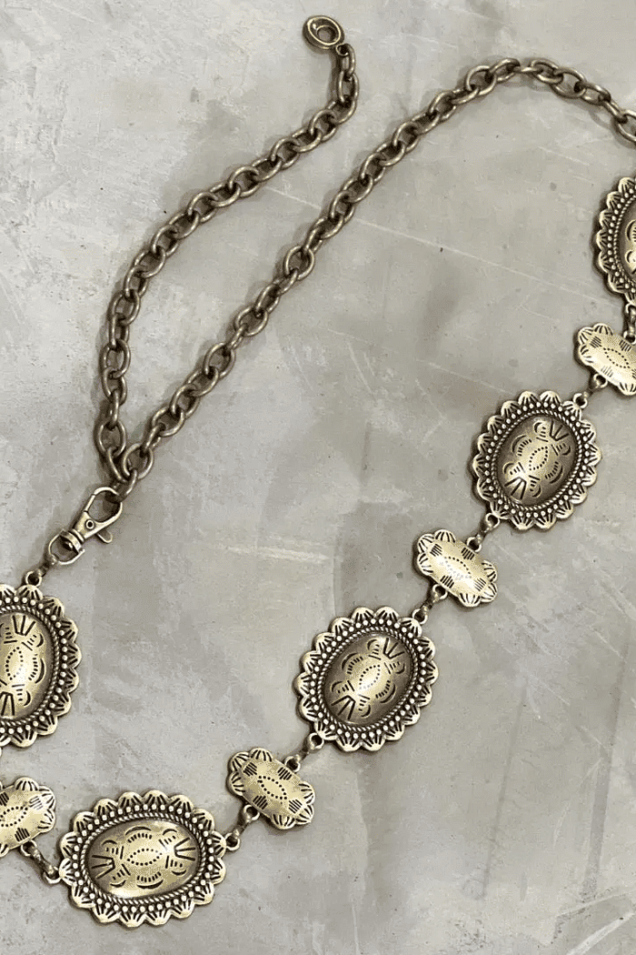 Cinto metal feminino vintage oval