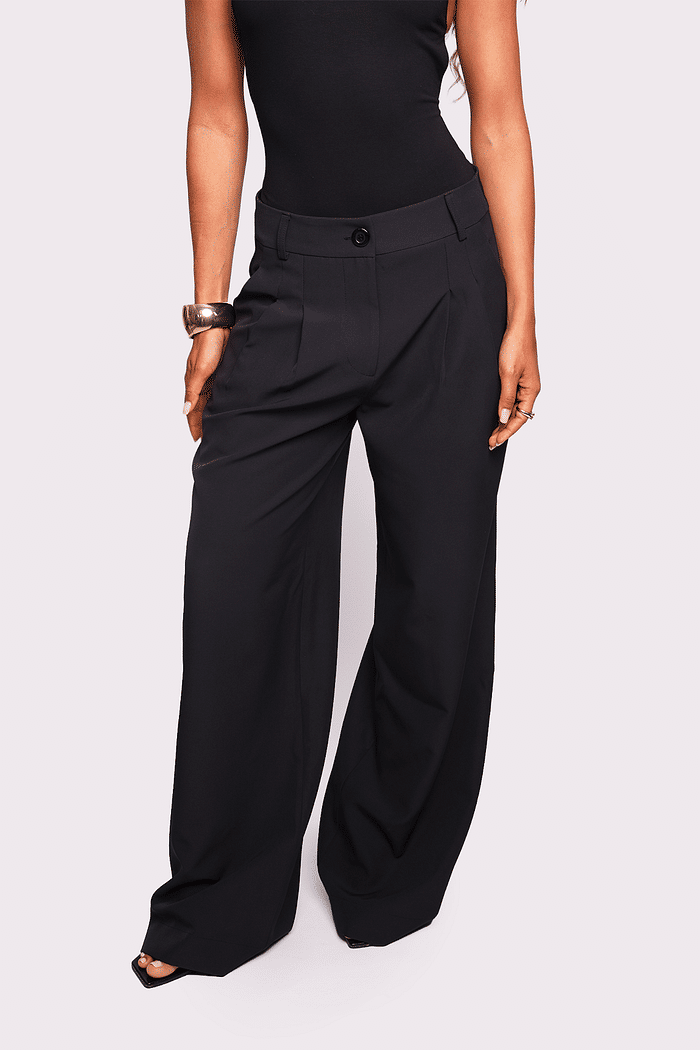 calça alfaiataria preta office mundo lolita