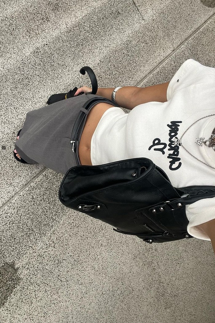 baby tee cropped zodiac capricorn mundo lolita