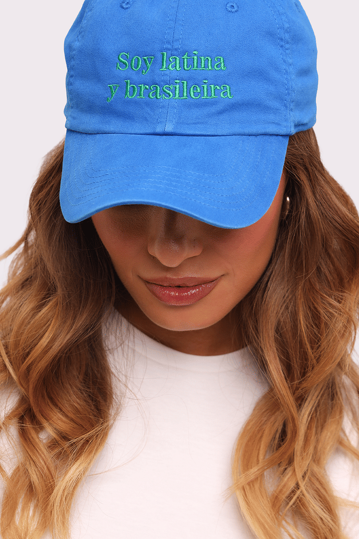 boné azul soy latina, y brasileira mundo lolita