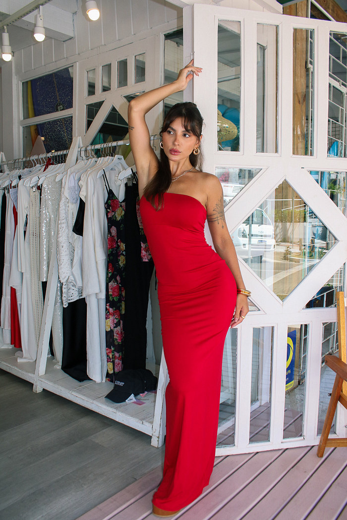 vestido fenda vermelho amuleto mundo lolita