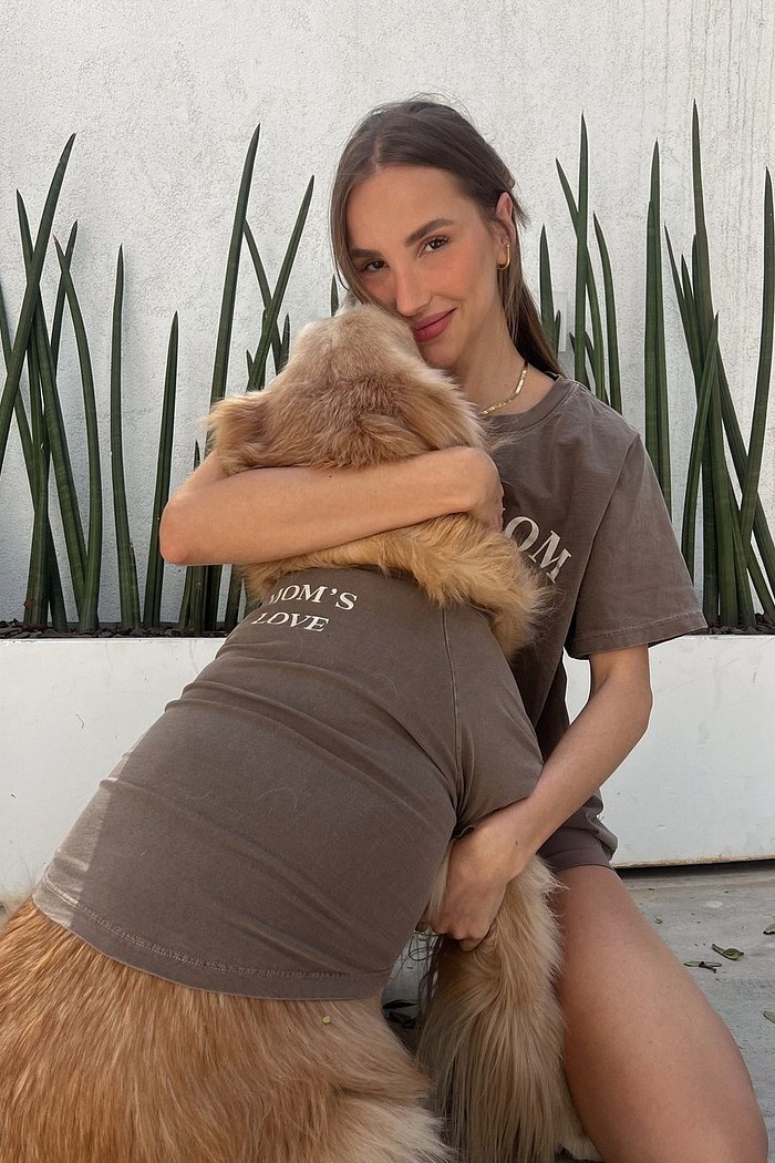 tee dog mom's love mundo lolita