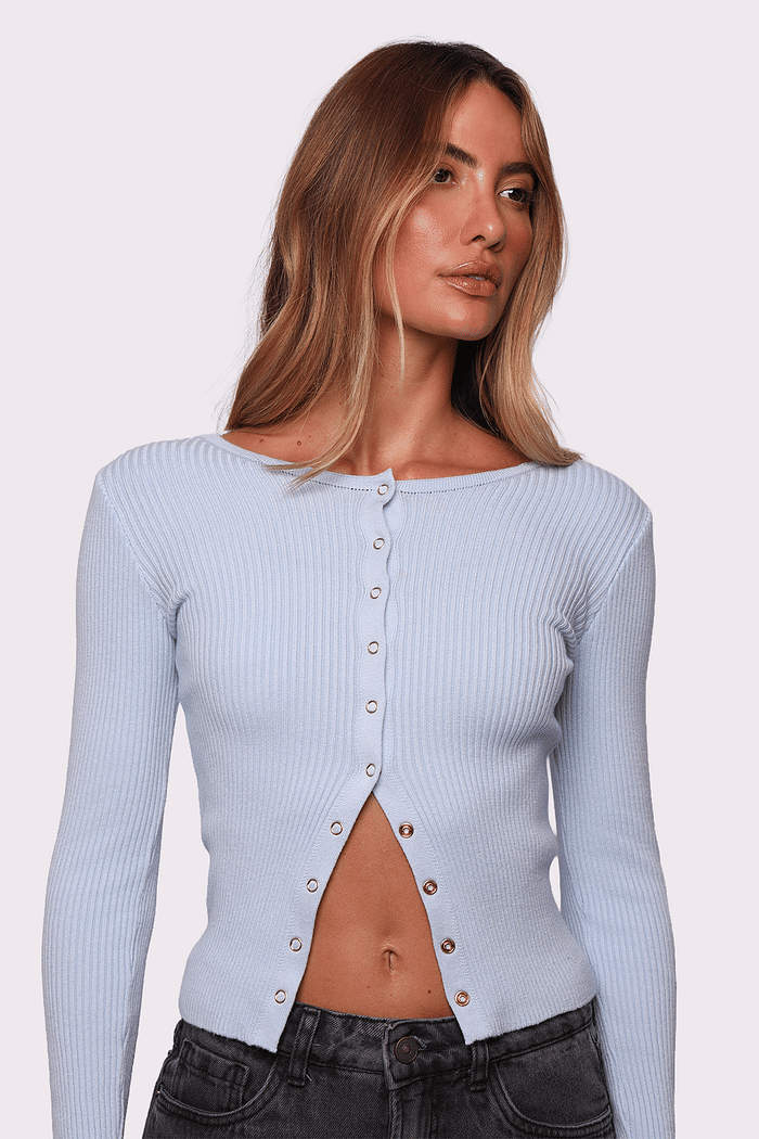 blusa de tricô amore azul claro mundo lolita