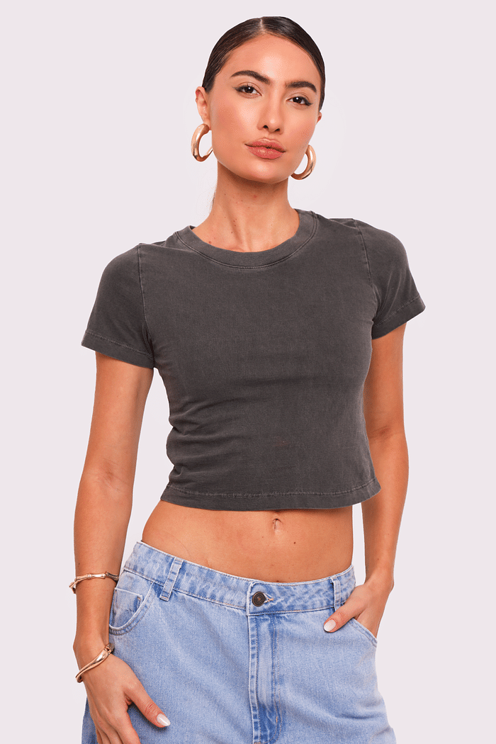 baby tee lavada essential mundo lolita