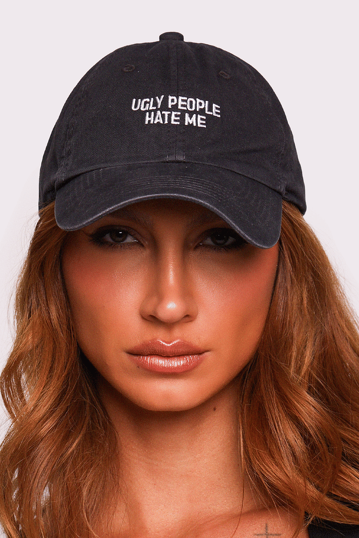 boné ugly people hate me mundo lolita