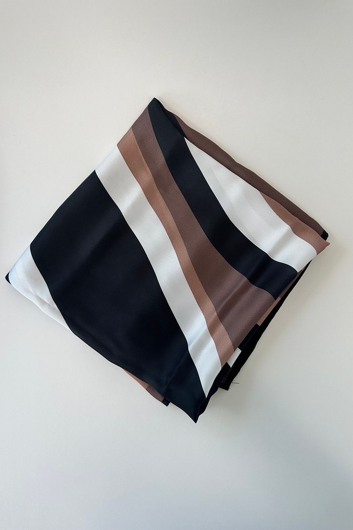 LENÇO QUADRADO PSICODÉLICO MULTICOLOR 90X90