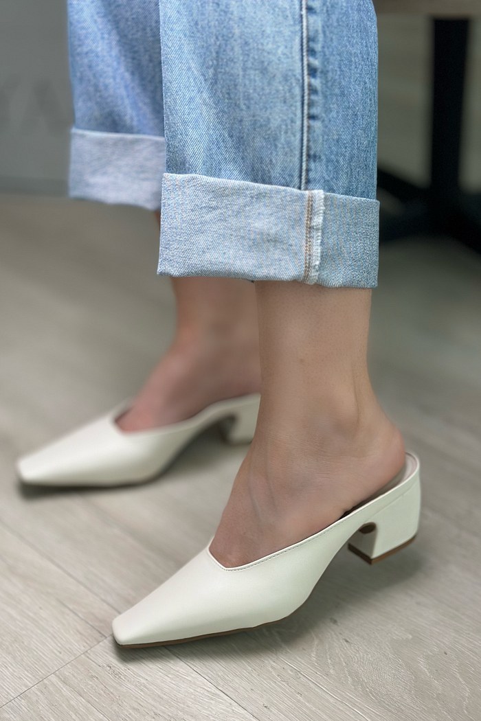 LUMA - MULE COURO OFF WHITE