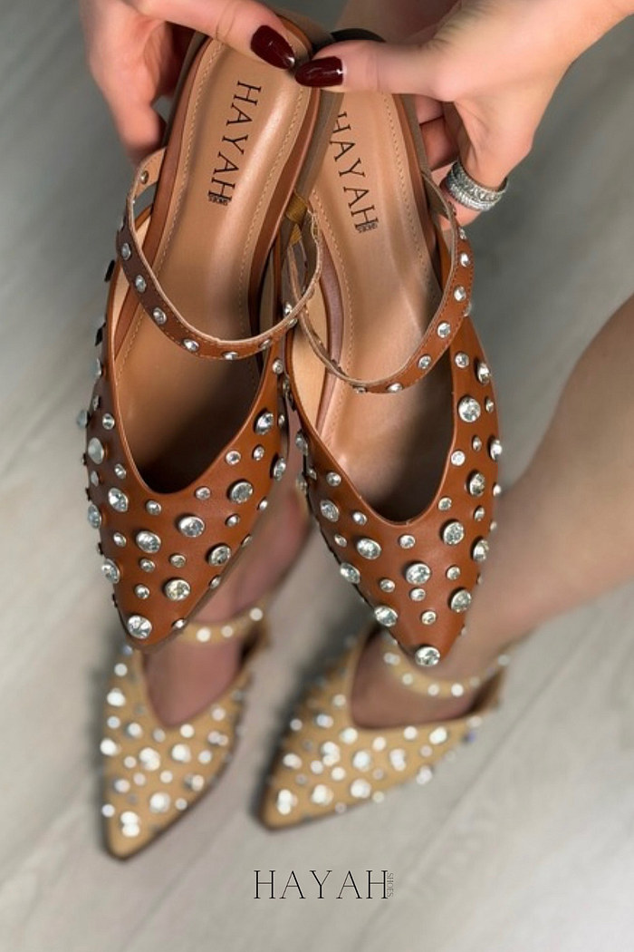 GABRIELA - MULE COURO COM PEDRARIA STRASS MARROM