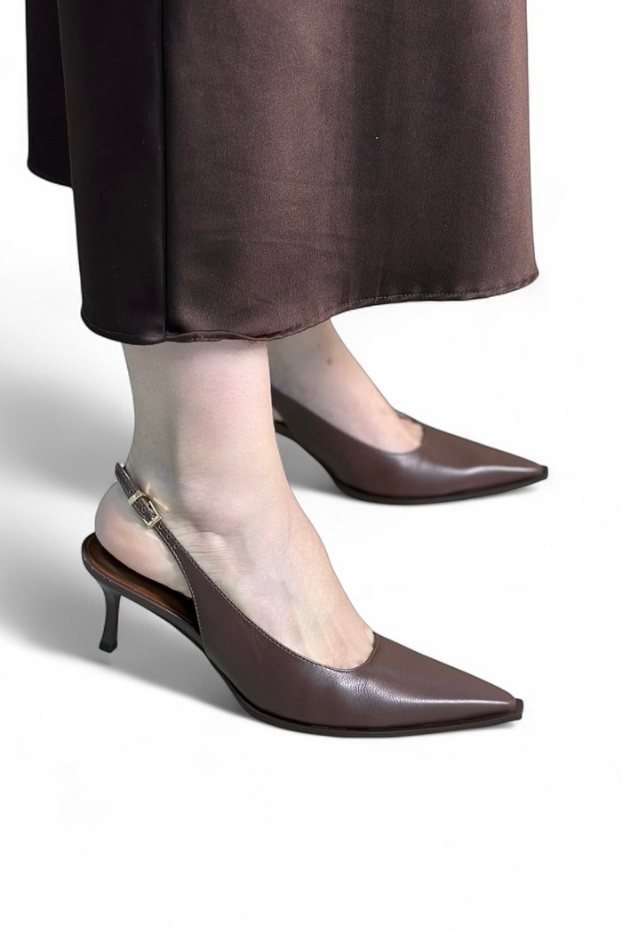 CRIS  - SCARPIN SLINGBACK COURO MARROM