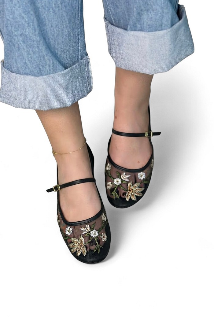 NAOMI - SAPATILHA TELA BORDADA PRETA