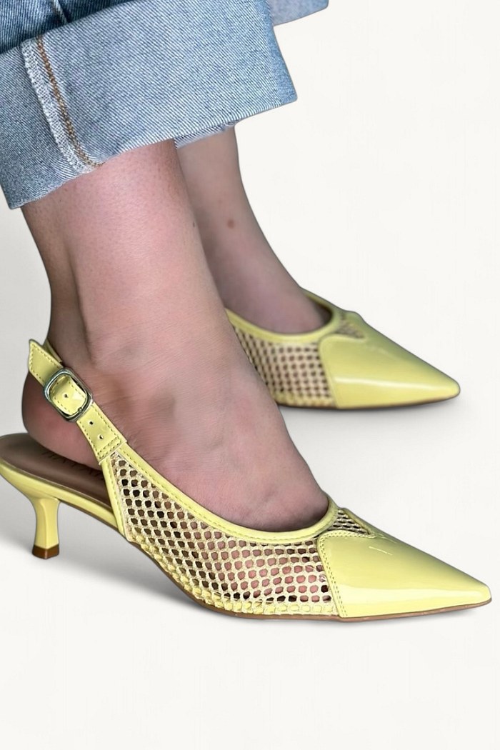 LAISA - SCARPIN SLINGBACK CORAÇÃO TELA MANTEIGA