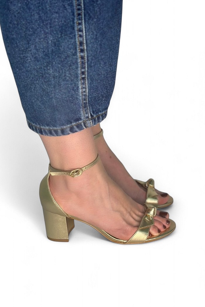 EMMA - SANDÁLIA LAÇO DOURADA