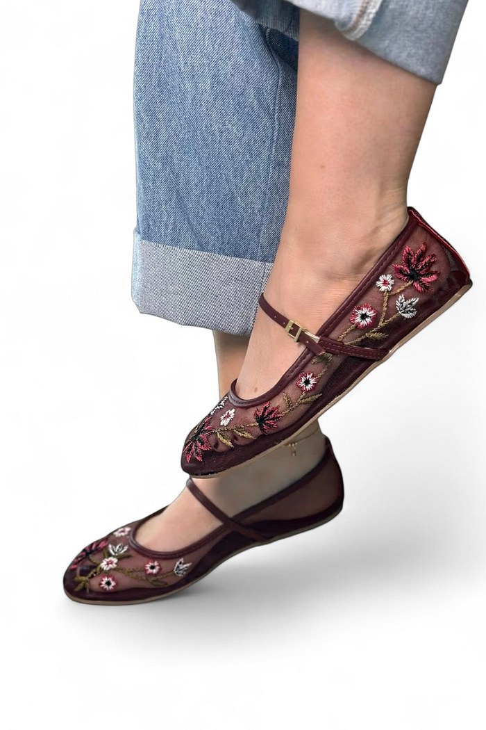 NAOMI - SAPATILHA TELA BORDADA BROMÉLIA