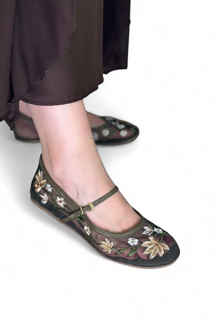 NAOMI - SAPATILHA TELA BORDADA VERDE ARMY