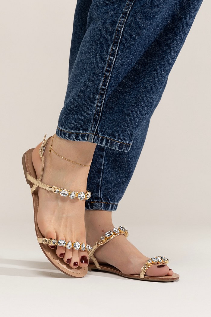 TEREZA - FLAT SANDÁLIA PEDRARIAS DOURADA
