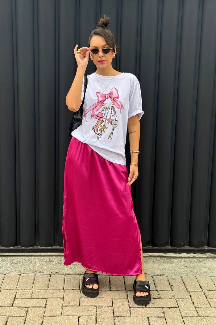 T-SHIRT LAÇO ROSA - BRANCO