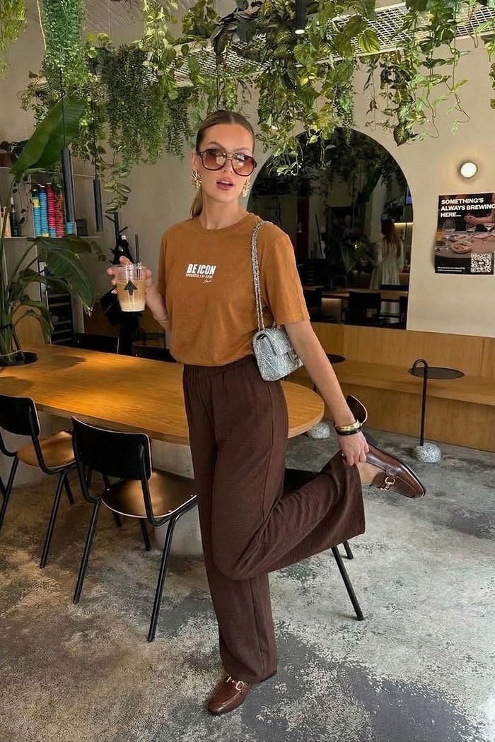 T-SHIRT ESTONADA BE ICON -  CHOCOLATE