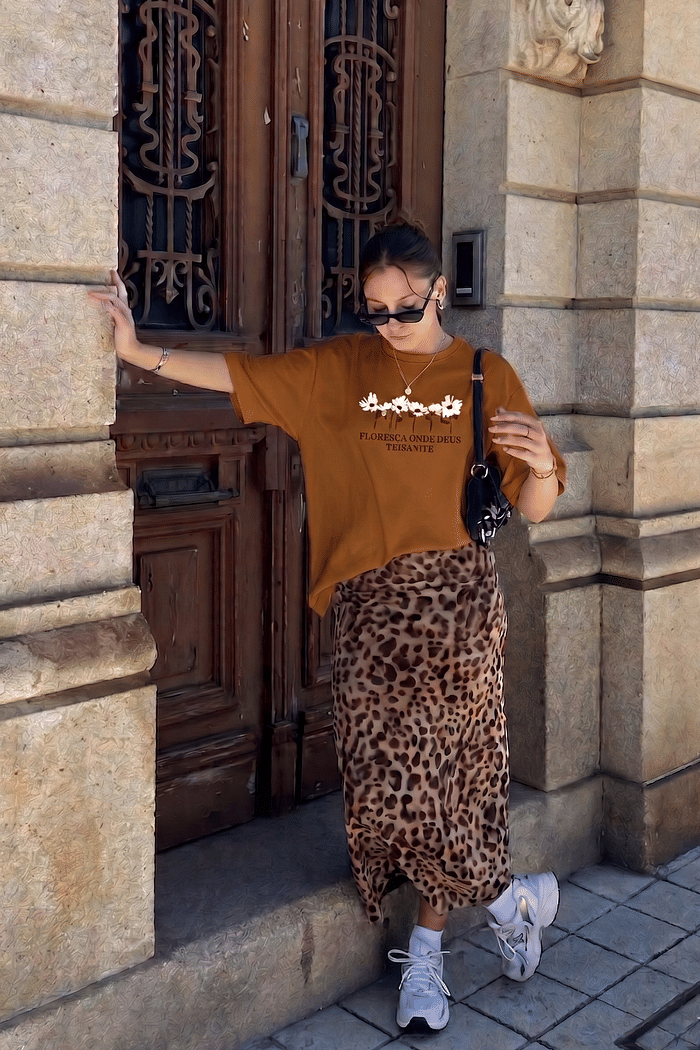 T-SHIRT FLORESCER - CARAMELO