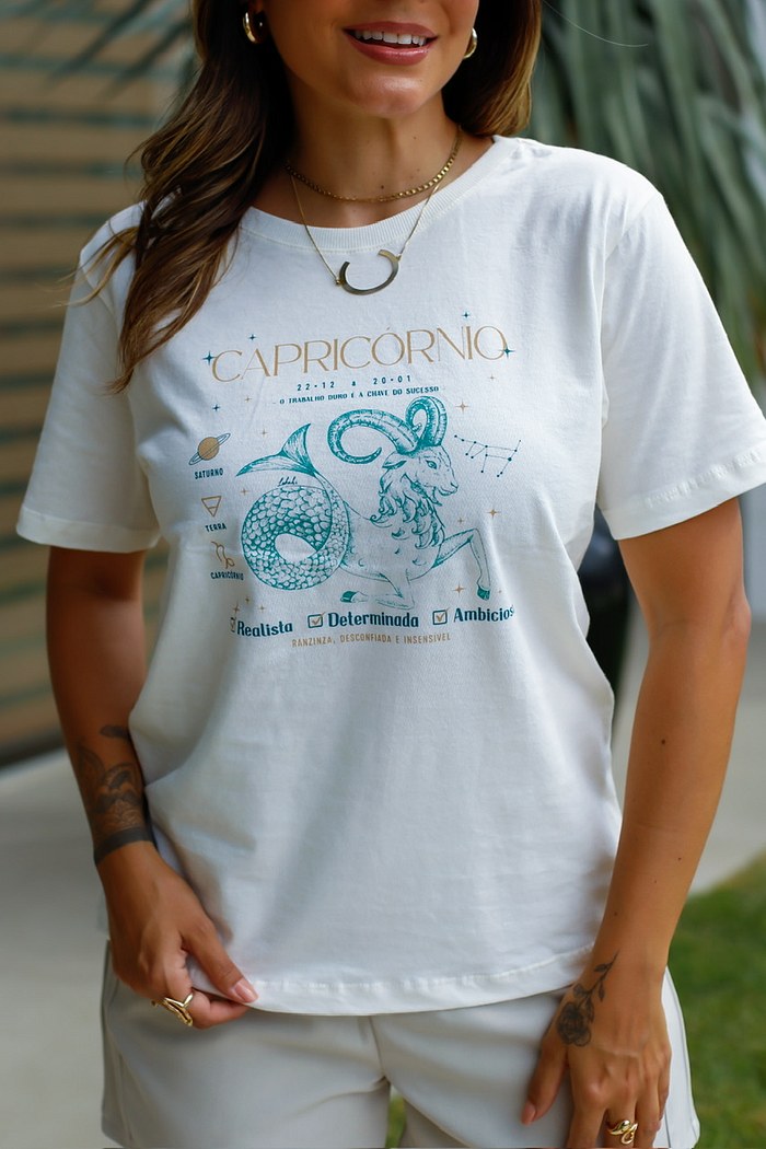 T-SHIRT CAPRICÓRNIO - OFF WHITE