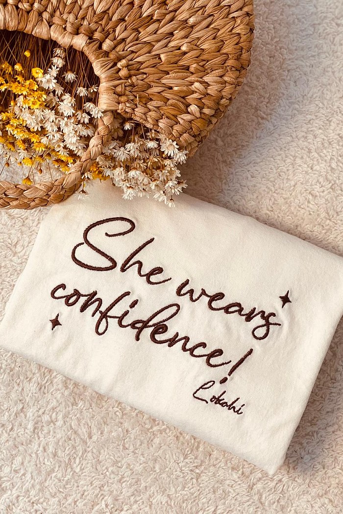 T-SHIRT CONFIDENCE -  OFF WHITE