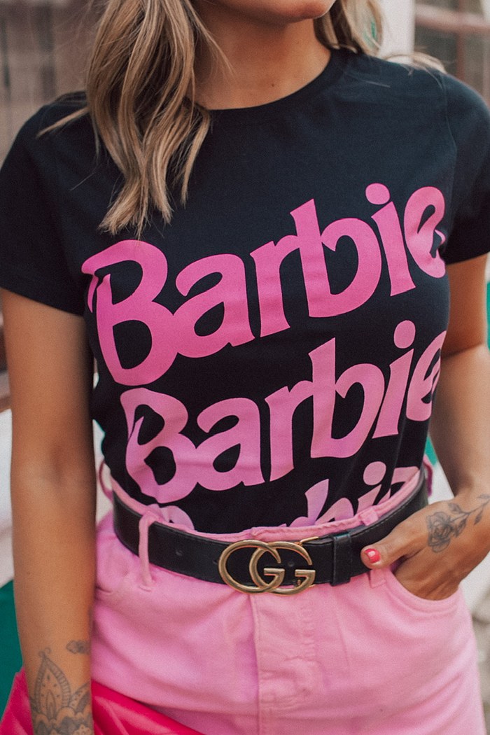 T-SHIRT BARBIE - PRETO