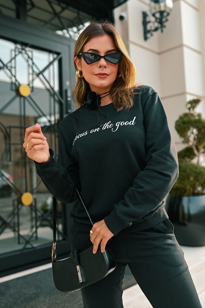 CASACO MOLETOM - PRETO