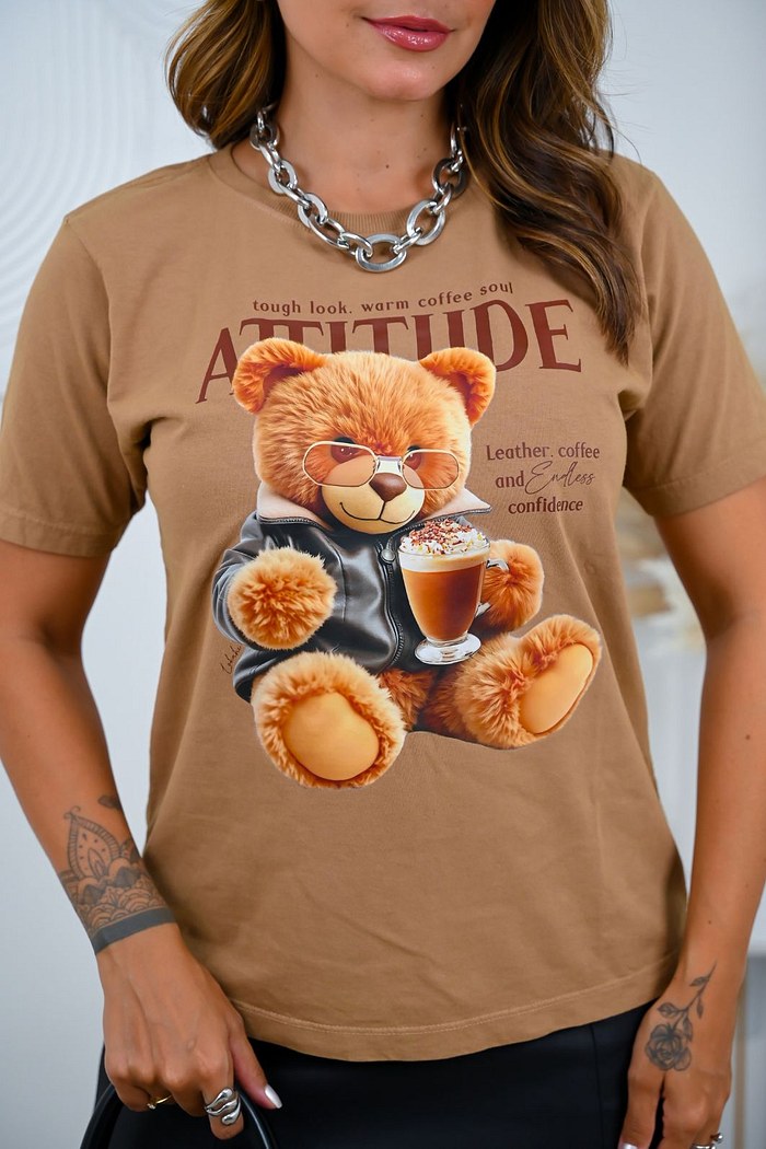 T-SHIRT ESTONADA ATTITUDE - DOCE DE LEITE