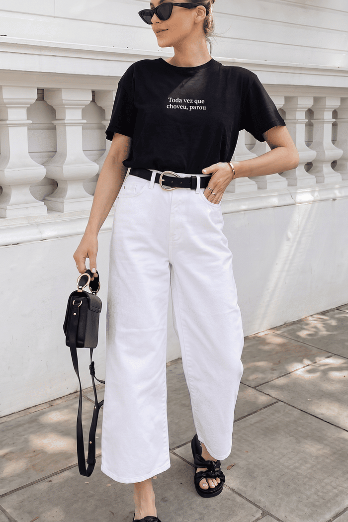 T-SHIRT CALMARIA - PRETA