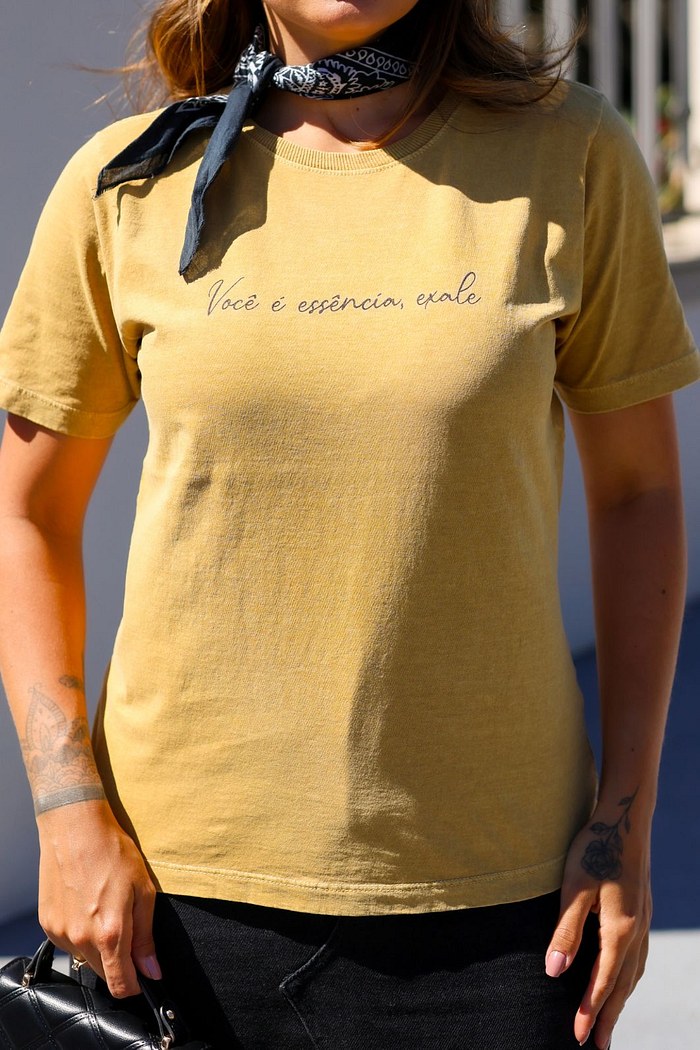 T-SHIRT ESTONADA EXALE - MOSTARDA