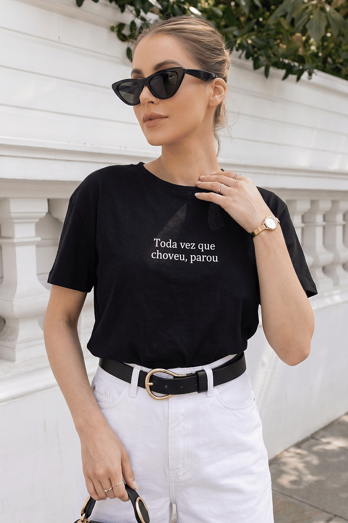 T-SHIRT CALMARIA - PRETA