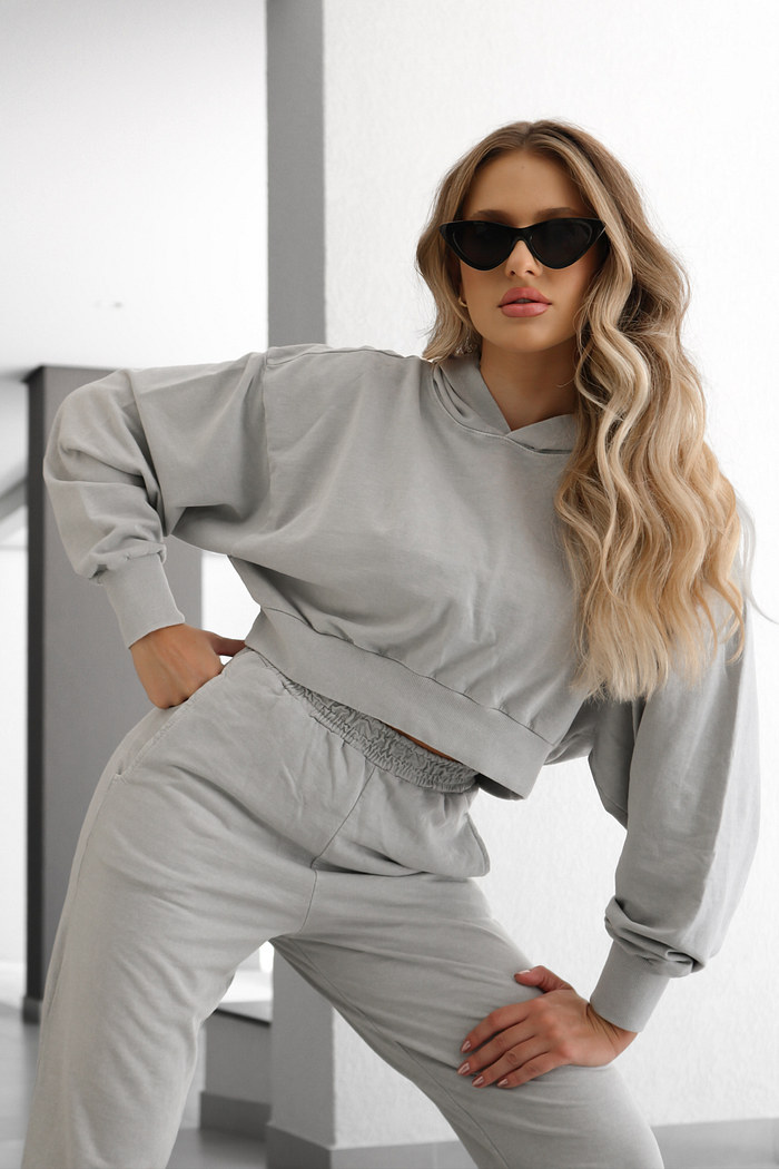 CROPPED ESTONADO MANGA LONGA COM CAPUZ OVER - CINZA