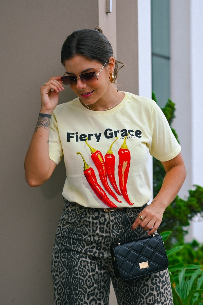 T-SHIRT ESTONADA FIERY GRACE - AMARELO CANDY