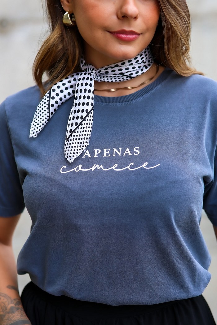 T-SHIRT ESTONADA APENAS COMECE - MARINHO