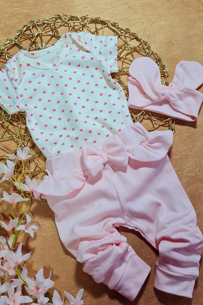 Body MC + Calça Frufru Rosa + Laço Rosa