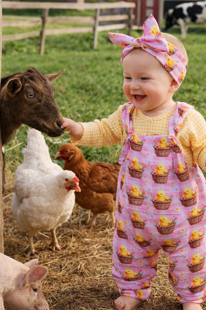 Body Xadrez Laranja+ Jardineira e Laço de Cabelo  Estampado