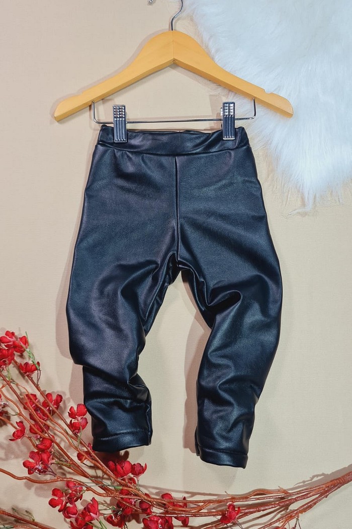 Calça Couro Preta Lisa